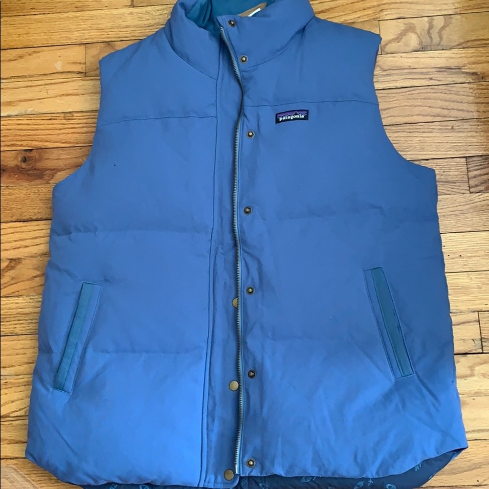 New with tags Patagonia Blue Puffer Vest